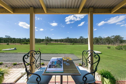 Villa Siena - Kawana Tourism 6