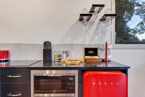 Serenity At Ravensbourne Escape - Kawana Tourism 4