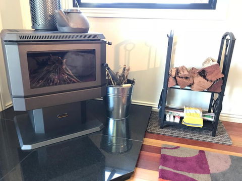 Serenity At Ravensbourne Escape - Kawana Tourism 3