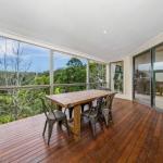 Ravensbourne Escape Silverwood Lodge - Kawana Tourism 0