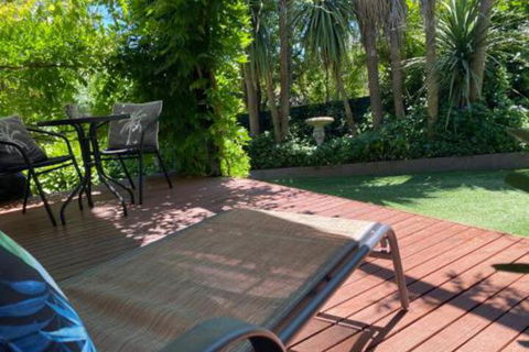 Double Nut Chalets Daylesford - Kawana Tourism 0