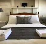 Cornwall Hotel - Kawana Tourism