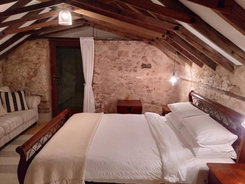 Morialta Barns - Kawana Tourism 6