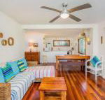 Pacifica 2 Opposite the beach at Brooms Head - Kawana Tourism