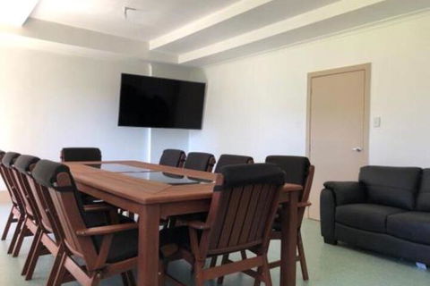Garden City Backpackers - Kawana Tourism 5