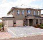 Rezare House Bed  Breakfast - Kawana Tourism