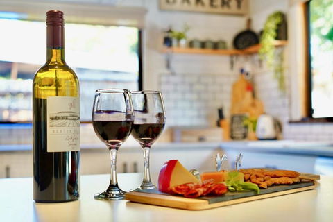Cedar Country Retreat - Kawana Tourism 2