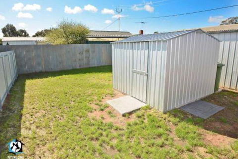 Just Renovated 2BR Cottage In Heart Of Wentworth - Kawana Tourism 2
