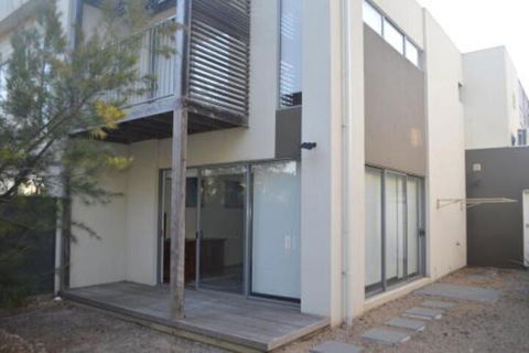Family Friendly Unit - Kawana Tourism 3
