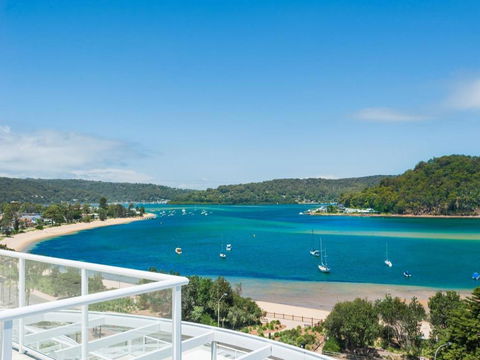 Penthouse 707 4 Bedroom Oceanview Penthouse - Kawana Tourism 5