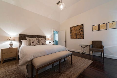 Jacobs Estate Cottage - Kawana Tourism 6