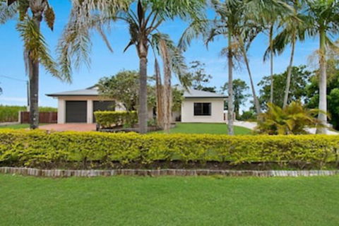 Robins Place - Kawana Tourism 0