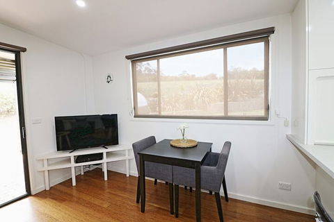 Toallo St - Kawana Tourism 1