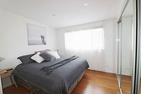 Toallo St - Kawana Tourism 2