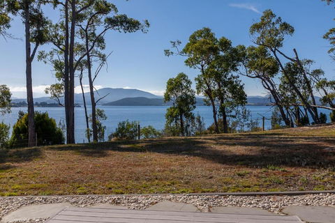 Fairwinds Tasmania - Kawana Tourism 2