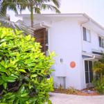 FANTASTIC HOLIDAY UNIT In A PERFECT LOCATION - Kawana Tourism 1