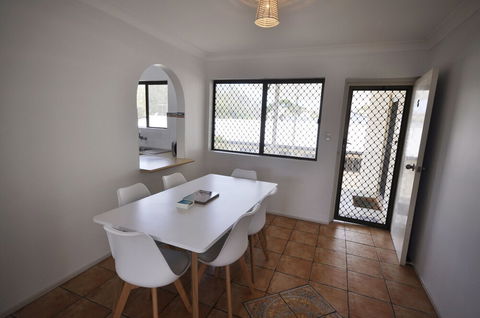 Bayviews At Bongaree - Kawana Tourism 5