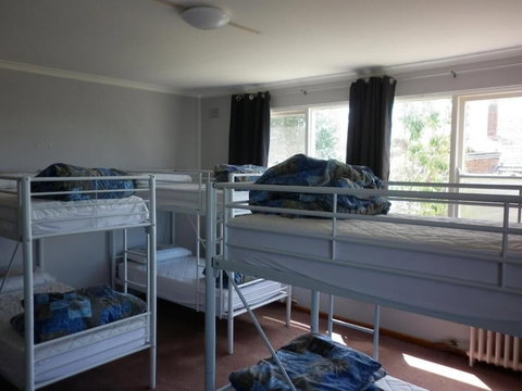 Young Budget Accommodation - Kawana Tourism 2