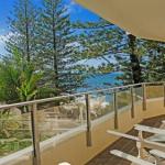 By The Sea Unit 4 13 Esplanade Kings Beach - Kawana Tourism 0