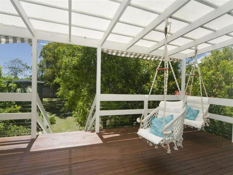 Henzell Street 28. Dicky Beach - Kawana Tourism 1