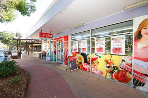Kennedy Pde 11 Golden Beach - Kawana Tourism 4
