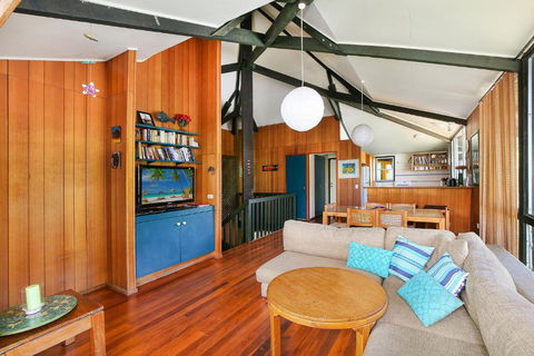 Ngungun St. 14 Dicky Beach - Kawana Tourism 3