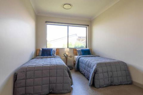 Wilson Ave Unit 2 13 Wilson Ave - Kawana Tourism 7