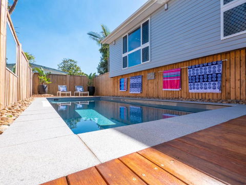 Hume Street 22 Golden Beach - Kawana Tourism 2