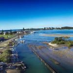 Fairholme 5 Opposite Lake - Kawana Tourism 0