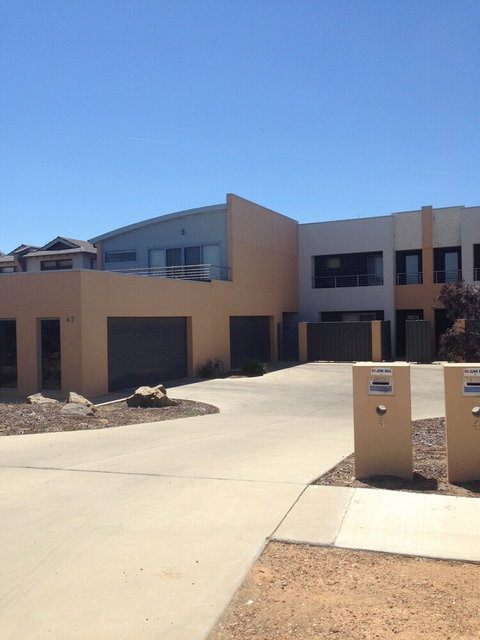 The Anchorage By The Lake - Kawana Tourism 0