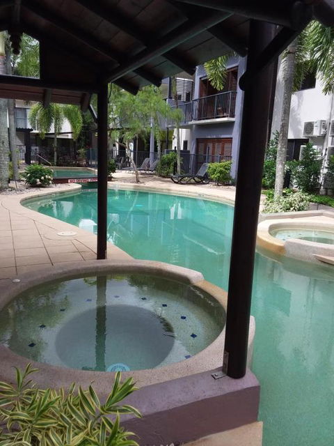 Jackies Studio Apartment - Kawana Tourism 3