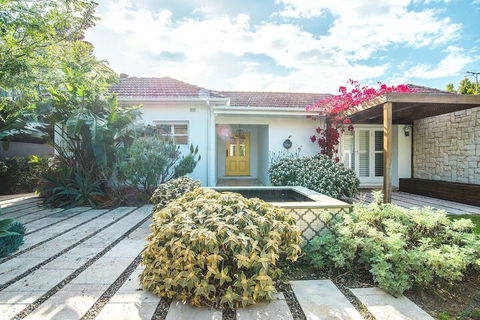 Ultimate Sandringham Beach Front Luxury House - Kawana Tourism 2