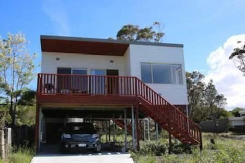 Angasi Apartment On Highcrest - Kawana Tourism 2