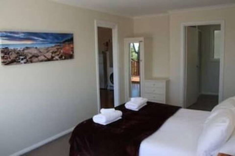 Angasi Apartment On Highcrest - Kawana Tourism 4
