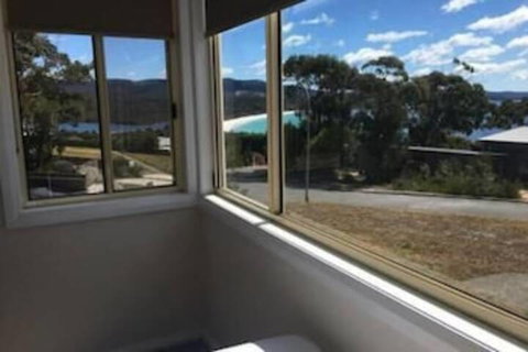 Angasi Apartment On Highcrest - Kawana Tourism 3