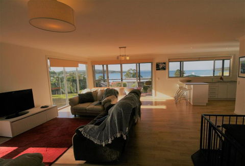 Seaview At Southport - Kawana Tourism 2