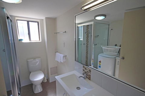 Dunes Holiday Apartments Unit 1 - Kawana Tourism 1