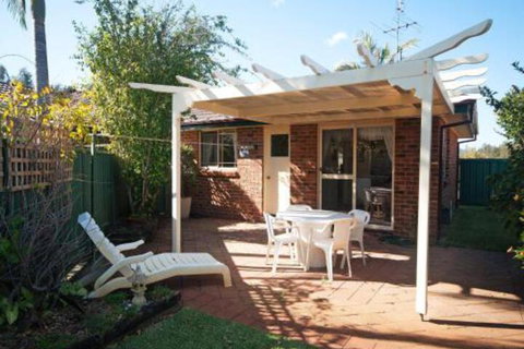 Views To Yaccaba Headland - Kawana Tourism 3