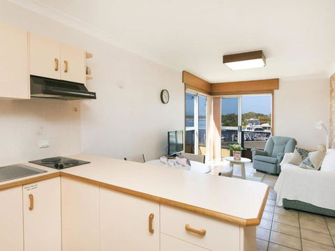 Fairholme 12 - Kawana Tourism 1