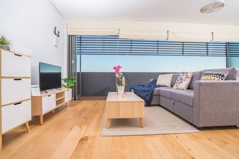 Peak East 2bed2bath APT @ryde SO Relaxing - Kawana Tourism 5