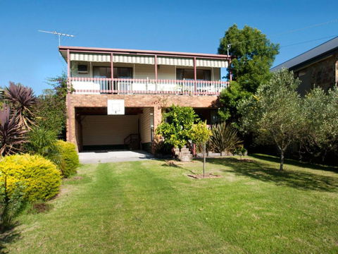 FAMILY GETAWAY DROMANA - Kawana Tourism 4