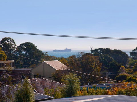 FAMILY GETAWAY DROMANA - Kawana Tourism 5