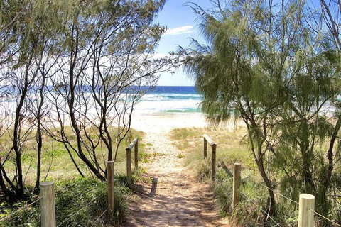 THE BEACH OASIS At 360 - Kawana Tourism 6
