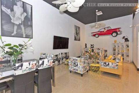 Marilyns Place: Private + Spacious + Central - Kawana Tourism 2