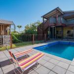 Ivy Street 7 Dicky Beach - Kawana Tourism 0