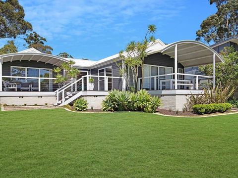 Akarana Beach House :: Jervis Bay Rentals - Kawana Tourism 4