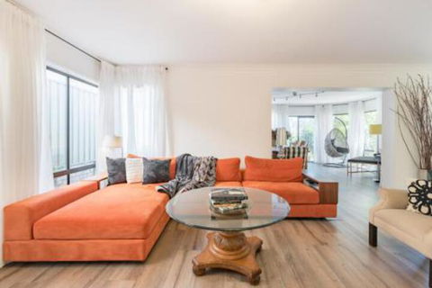 ULTRA SPACIOUS STYLISH HOME In PRESTONS SYDNEY - Kawana Tourism 0