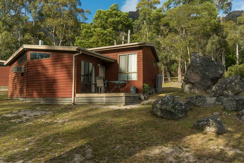 Wonderland Cottages - Kawana Tourism 1
