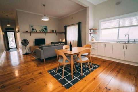 Stone At Rosewater Cosy Cottage Near Semaphore - Kawana Tourism 3