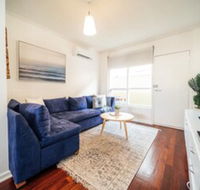 Urban Beach Shack Metres from the Beach  Cafes - Kawana Tourism